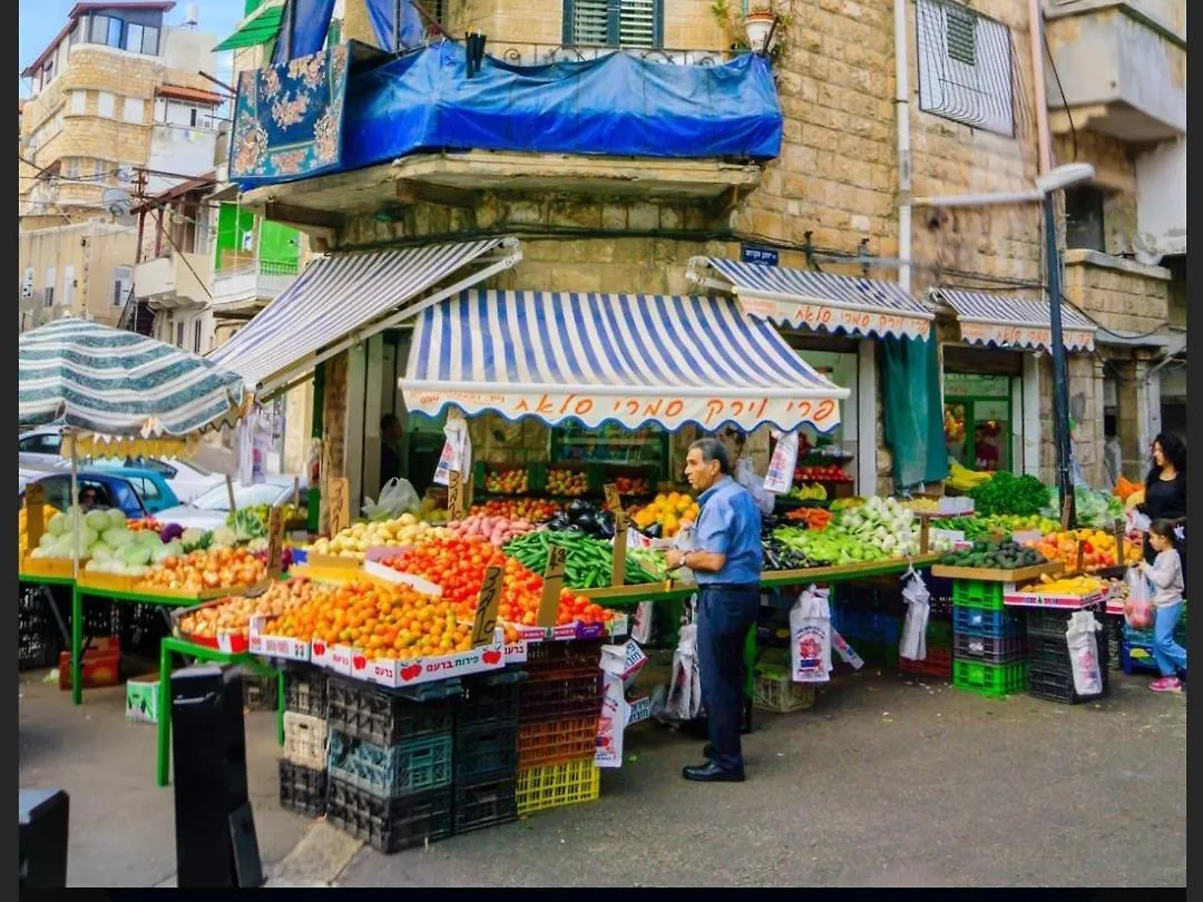 Eman Sweet Home - Cozy Privet Unique Apartment In Haifa Downtown 0*,