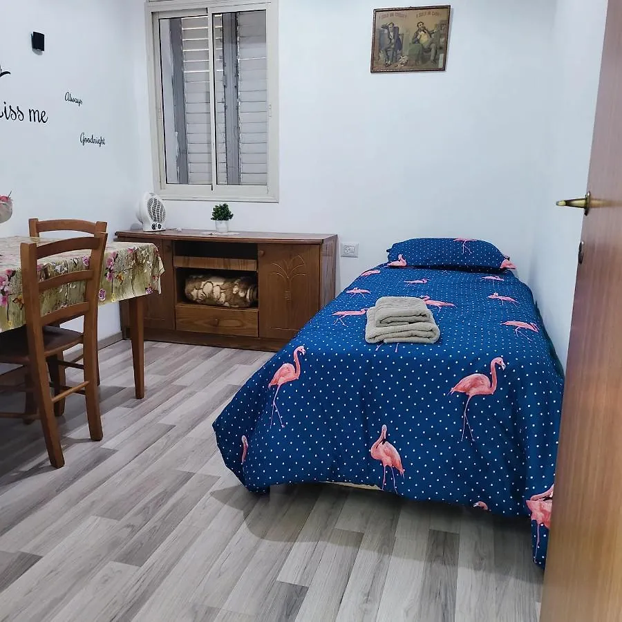 بيت ضيافة Eman Sweet Home - Cozy Privet Unique Apartment In Haifa Downtown