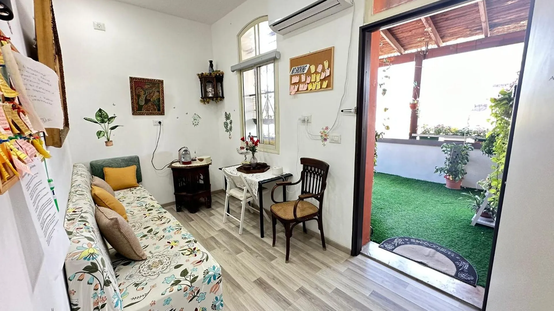 Eman Sweet Home - Cozy Privet Unique Apartment In Haifa Downtown